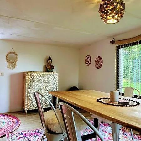 아파트 Style Boho Reethaus Mit Sup Und Kanu *